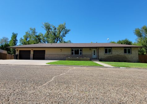 Remodeled Home in Willow Valley!