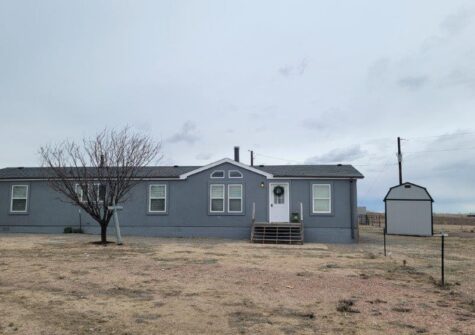 Beautiful Home on 35 Acres in Hasty, CO!