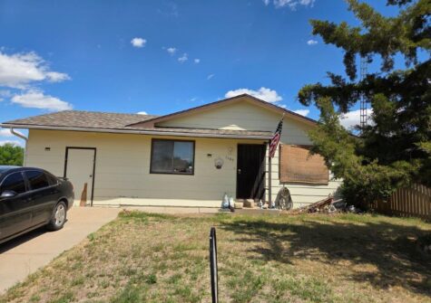Cozy New Listing on 13th St!
