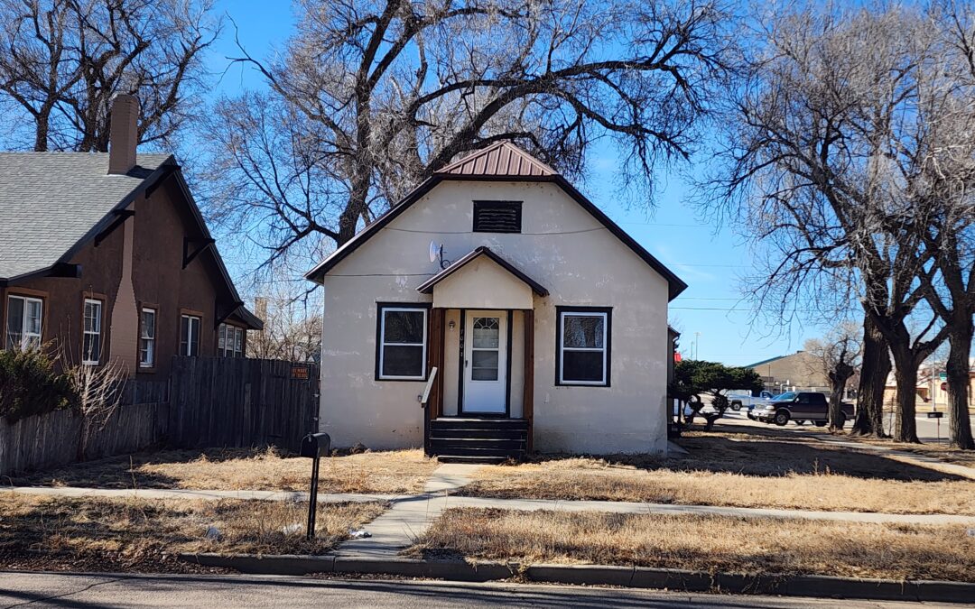 700 S 4th St, Lamar