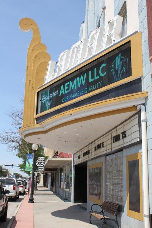 New Commercial Venue Now Available for Sale in Lamar!